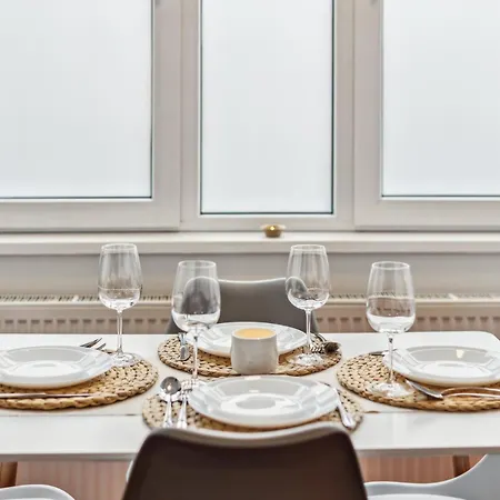 Believe - 4 Personen, Küche, Smart Tv, Parkplatz Apartment *