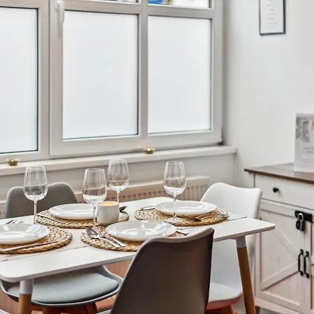 Believe - 4 Personen, Küche, Smart Tv, Parkplatz Apartment Spremberg